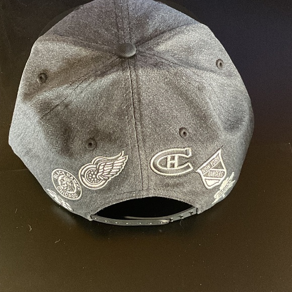 Original Six NHL Snapback - Picture 4 of 5